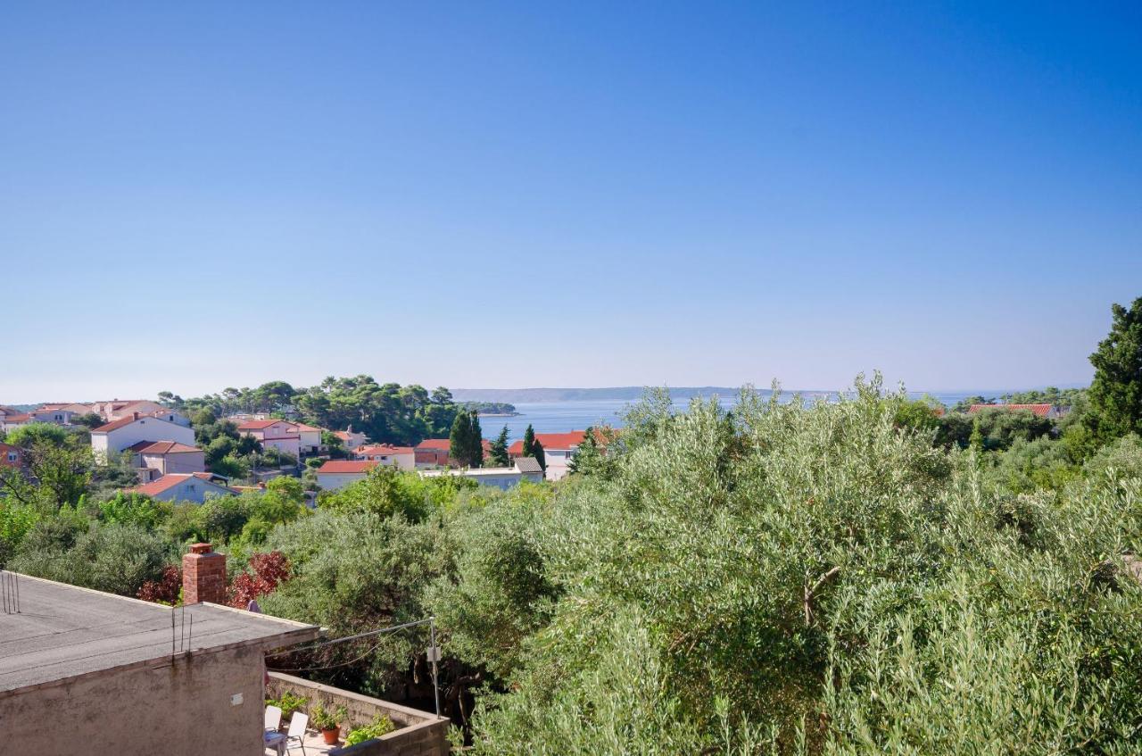 Apartments Blazenka Banjol Exterior photo